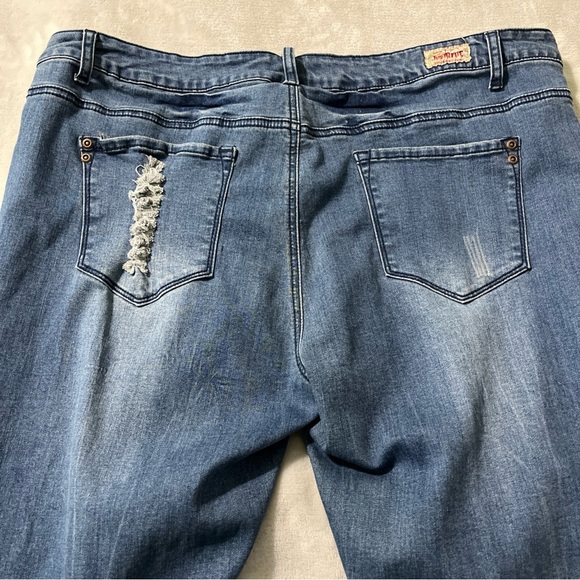 Judy Blue Jeans Womens 3XL Skinny Fit Distress Med Wash Blue 30” Inseam Mid Rise - Picture 9 of 13